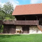 Wooden Nest *