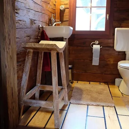 Wooden Nest בית נופש *