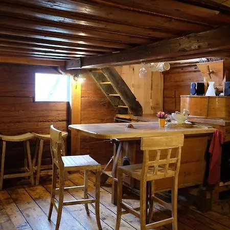 Wooden Nest Holiday home