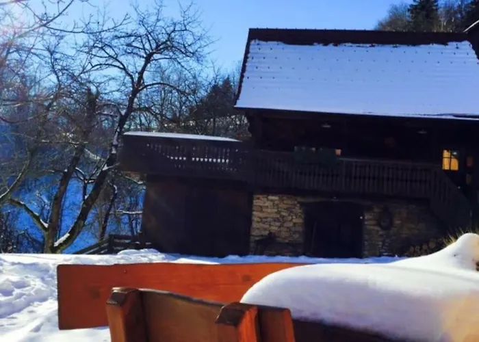 Wooden Nest 펜션 *